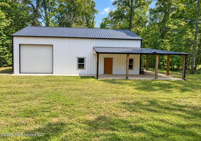 Photo 1 of Land for sale at 12718 Pittman Rd, St Francisville, LA 70775 | MLS# 4160243 | Listing updated on 2026-09-09