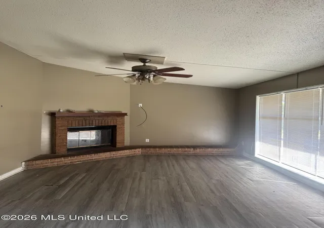 Photo 2 of Single family home for sale at 1769 Cheswood Dr, Jackson, MS 39204 | MLS# 4160249 | Listing updated on 2026-09-25