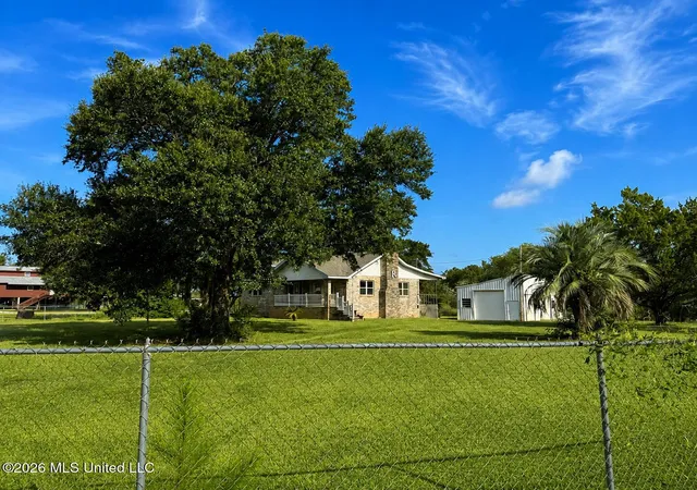 Photo 21 of Sale Pending at 2006 Mitteer Dr, Bay Saint Louis, MS 39520 | MLS# 4161502 | Listing updated on 2026-09-14
