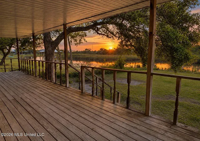 Photo 3 of Sale Pending at 2006 Mitteer Dr, Bay Saint Louis, MS 39520 | MLS# 4161502 | Listing updated on 2026-09-14