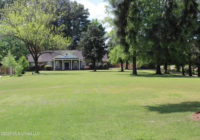 Photo 3 of Single family home for sale at 220 Flushing Cvs, Hernando, MS 38632 | MLS# 4161300 | Listing updated on 2026-09-17