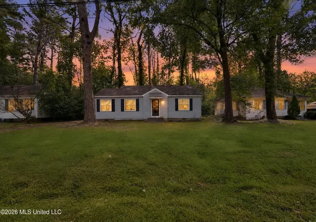 Photo 1 of Single family home for sale at 737 Woodbury Rd, Jackson, MS 39206 | MLS# 4161899 | Listing updated on 2026-09-10