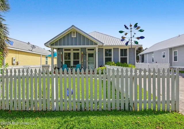 Single family home for sale at 427 Saint George St, Bay Saint Louis, MS 39520 | MLS# 4165473