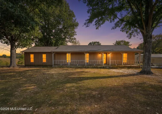 Photo 2 of Single family home for sale at 13585 Holly Springs Rd, Byhalia, MS 38611 | MLS# 4162272 | Listing updated on 2026-09-14
