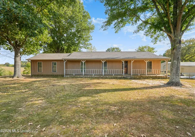 Photo 2 of Single family home for sale at 13585 Holly Springs Rd, Byhalia, MS 38611 | MLS# 4162272 | Listing updated on 2026-09-14