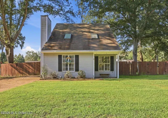 Photo 1 of Sale Pending at 1325 Steens Crk Dr, Florence, MS 39073 | MLS# 4162611 | Listing updated on 2026-10-08