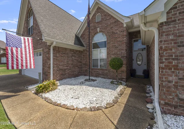 Photo 3 of Single family home for sale at 6271 Ivy Oaks Cvs, Olive Branch, MS 38654 | MLS# 4161086 | Listing updated on 2026-09-01