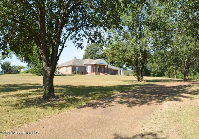 Photo 1 of Single family home for sale at 135 Cidero Rd, Raymond, MS 39154 | MLS# 4161575 | Listing updated on 2026-09-05