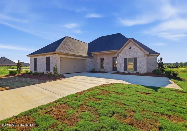 Photo 1 of Single family home for sale at 139 Palace Xing, Flowood, MS 39232 | MLS# 4160605 | Listing updated on 2026-09-14