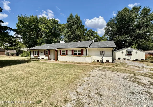 Photo 1 of Single family home for sale at 7460 W Shahkoka Dr, Olive Branch, MS 38654 | MLS# 4161358 | Listing updated on 2026-09-03