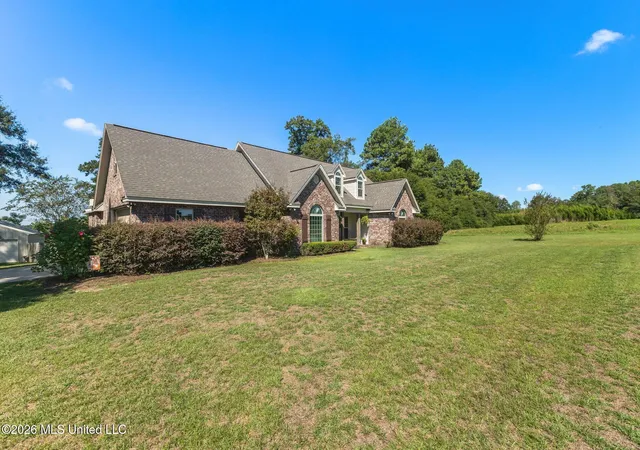 Photo 2 of Single family home for sale at 267 Mcdonald Chapel Rd, Collins, MS 39428 | MLS# 4161023 | Listing updated on 2026-09-11