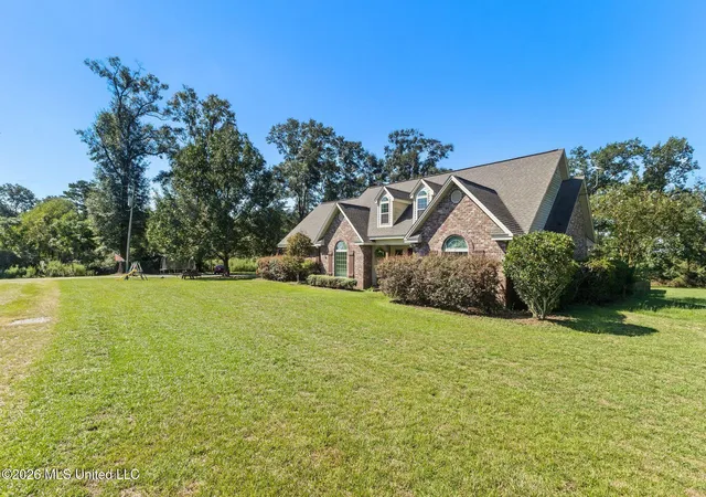 Photo 3 of Single family home for sale at 267 Mcdonald Chapel Rd, Collins, MS 39428 | MLS# 4161023 | Listing updated on 2026-09-11