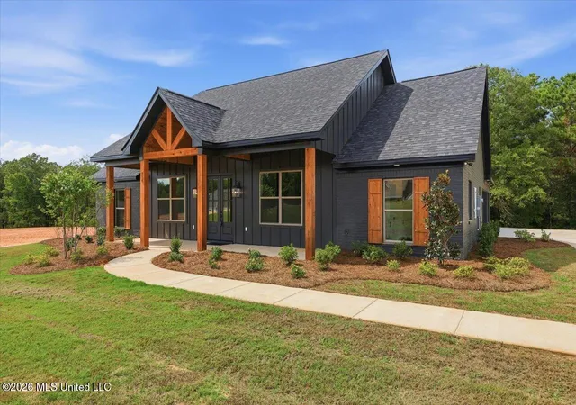 Photo 2 of Single family home for sale at 934 Mullican Rd, Florence, MS 39073 | MLS# 4160653 | Listing updated on 2026-09-14