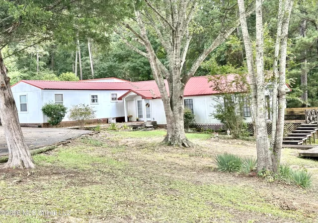 Photo 1 of Manufactured home for sale at 703 Boral Ln, Brookhaven, MS 39601 | MLS# 4162551 | Listing updated on 2026-09-15