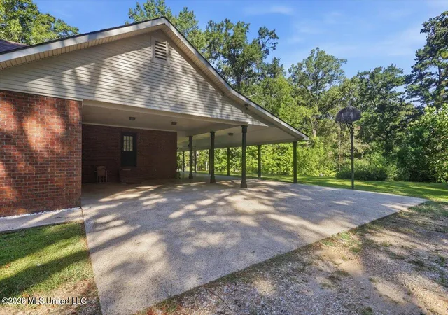 Photo 3 of Single family home for sale at 2053 Warrenton, Hermanville, MS 39086 | MLS# 4161513 | Listing updated on 2026-09-04