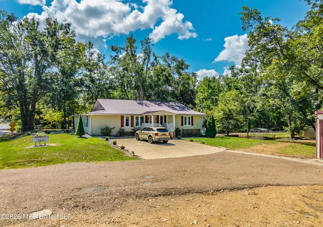 Photo 1 of Single family home for sale at 1217 Teasdale Rd, Charleston, MS 38921 | MLS# 4160858 | Listing updated on 2026-09-03