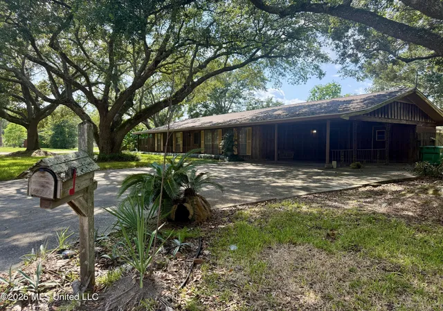 Photo 2 of Single family home for sale at 12800 Cambridge Blvd, Ocean Springs, MS 39564 | MLS# 4161045 | Listing updated on 2026-09-11