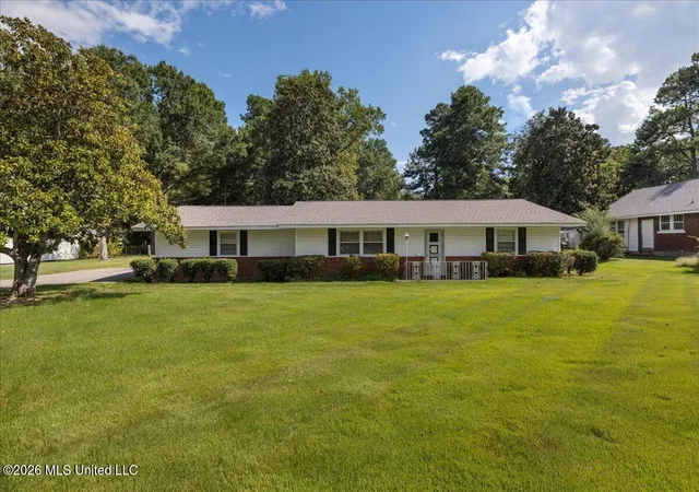 Single family home for sale at 6828 Mill St, Olive Branch, MS 38654 | MLS# 4160868