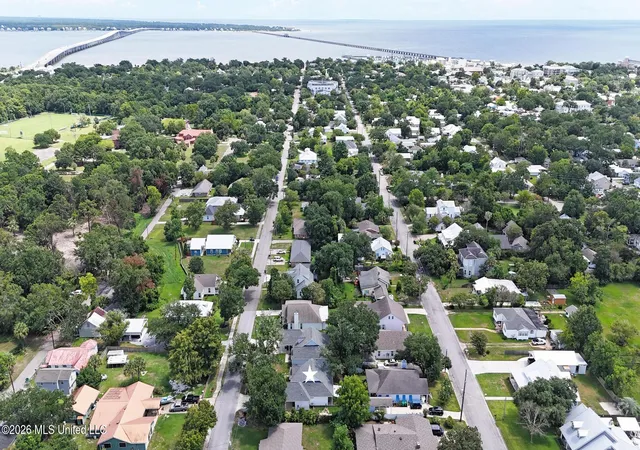 Photo 3 of Single family home for sale at 416 Ulman Ave, Bay Saint Louis, MS 39520 | MLS# 4161188 | Listing updated on 2026-09-02