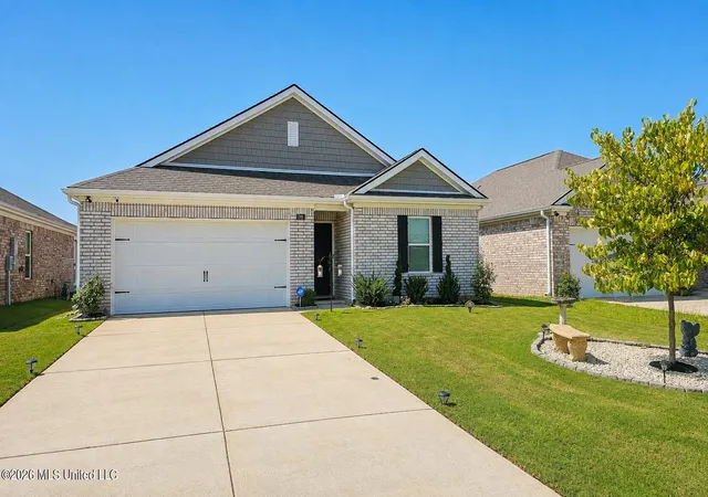 Photo 2 of Single family home for sale at 190 Silo Ln, Byhalia, MS 38611 | MLS# 4161223 | Listing updated on 2026-09-02