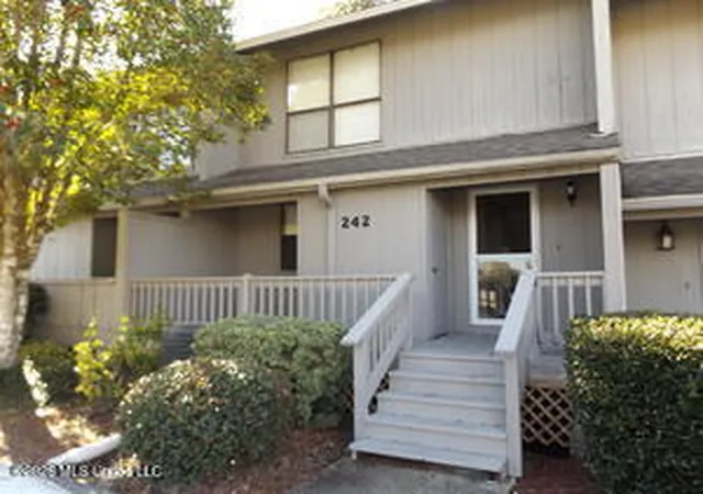 Photo 1 of Townhouse for sale at 242 Highpoint Dr, Diamondhead, MS 39525 | MLS# 4161958 | Listing updated on 2026-09-10