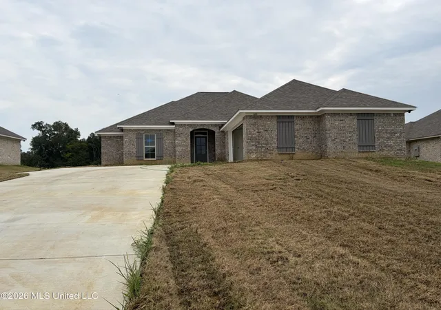 Photo 1 of Single family home for sale at 160 Madisonville Dr, Canton, MS 39046 | MLS# 4161979 | Listing updated on 2026-09-11