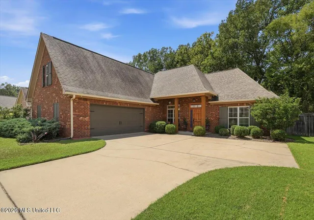 Photo 2 of Single family home for sale at 228 Stillhouse Crk Dr, Madison, MS 39110 | MLS# 4160966 | Listing updated on 2026-09-02