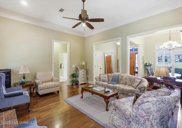 Photo 4 of Single family home for sale at 228 Stillhouse Crk Dr, Madison, MS 39110 | MLS# 4160966 | Listing updated on 2026-09-02