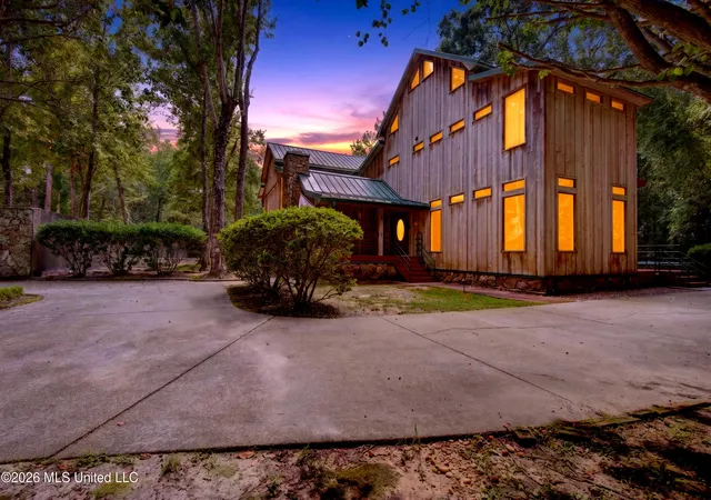 Photo 1 of Single family home for sale at 3205 N 1st Street, Ocean Springs, MS 39564 | MLS# 4162856 | Listing updated on 2026-09-23