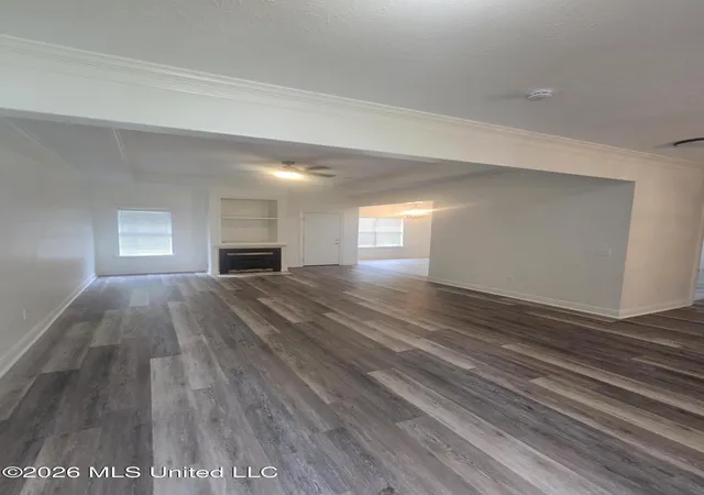 Photo 1 of Single family home for sale at 212 Village Cir, Canton, MS 39046 | MLS# 4160980 | Listing updated on 2026-10-10
