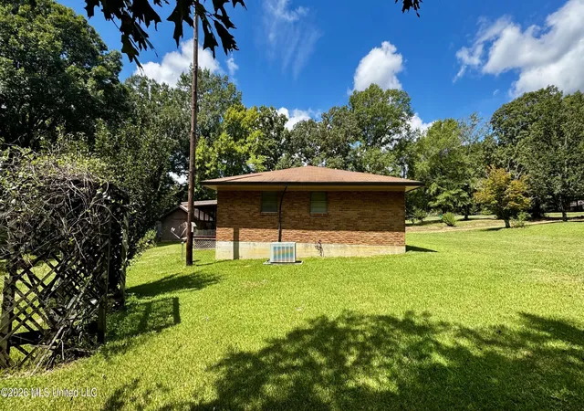 Photo 2 of Single family home for sale at 3186 Mccomb Holmesville Rd, Mc Comb, MS 39648 | MLS# 4161478 | Listing updated on 2026-09-07