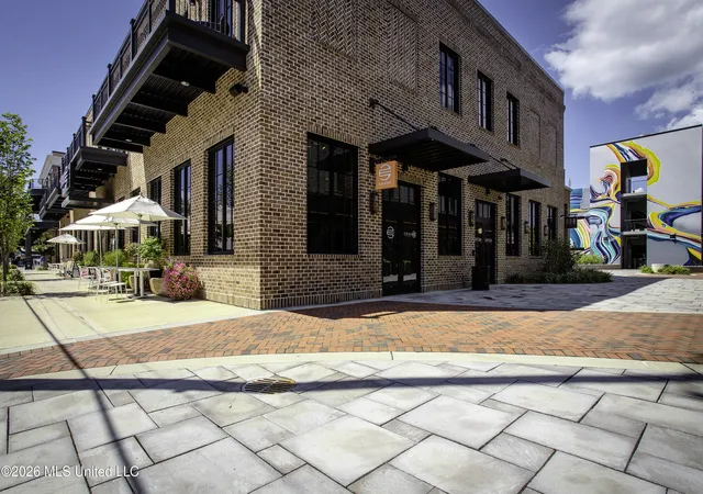 Photo 2 of Condo for sale at 1515 Government St, Ocean Springs, MS 39564 | MLS# 4161449 | Listing updated on 2026-09-04