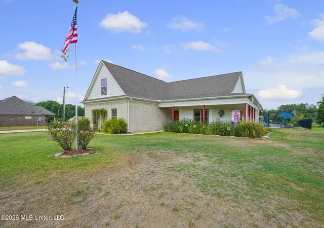 Photo 2 of Sale Pending at 103 Oak Meadows Cvs, Coldwater, MS 38618 | MLS# 4161224 | Listing updated on 2026-09-08