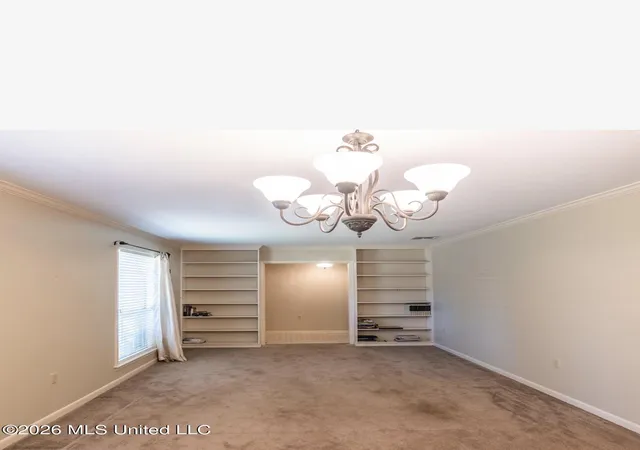 Photo 4 of Single family home for sale at 203 N Temple Rd, Natchez, MS 39120 | MLS# 4161082 | Listing updated on 2026-10-26