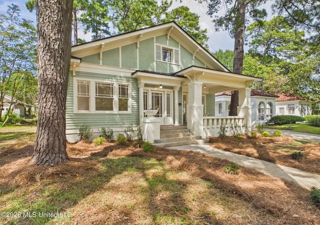 Photo 2 of Sale Pending at 812 Gillespie St, Jackson, MS 39202 | MLS# 4161219 | Listing updated on 2026-09-06