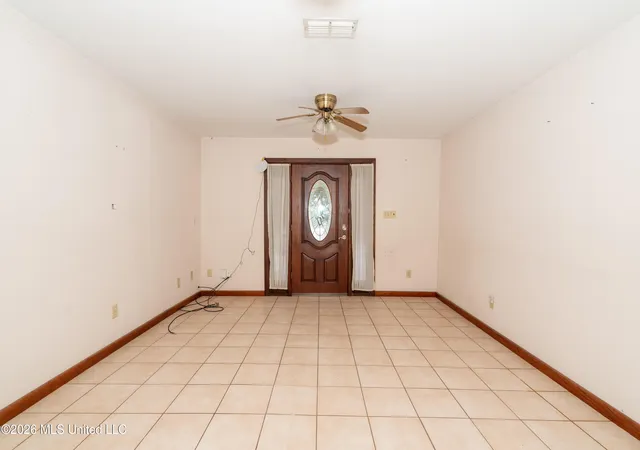 Photo 4 of Single family home for sale at 215 Mccaughan Ave, Long Beach, MS 39560 | MLS# 4161152 | Listing updated on 2026-09-04