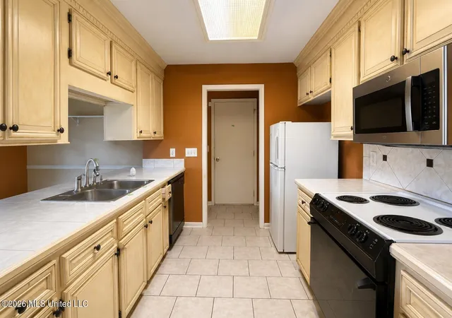 Photo 4 of Single family home for sale at 505 Fairview Cvs, Byram, MS 39272 | MLS# 4161117 | Listing updated on 2026-09-03