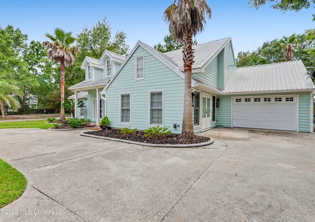 Photo 3 of Sale Pending at 179 Blue Heron Cvs, Waveland, MS 39576 | MLS# 4161183 | Listing updated on 2026-09-04