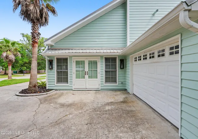 Photo 3 of Sale Pending at 179 Blue Heron Cvs, Waveland, MS 39576 | MLS# 4161183 | Listing updated on 2026-09-04