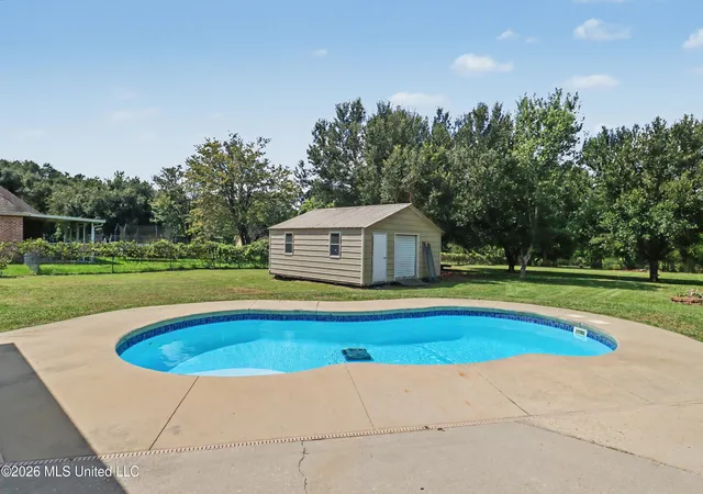Photo 4 of Single family home for sale at 32 Paper Shell Rd, Carriere, MS 39426 | MLS# 4161227 | Listing updated on 2026-09-02