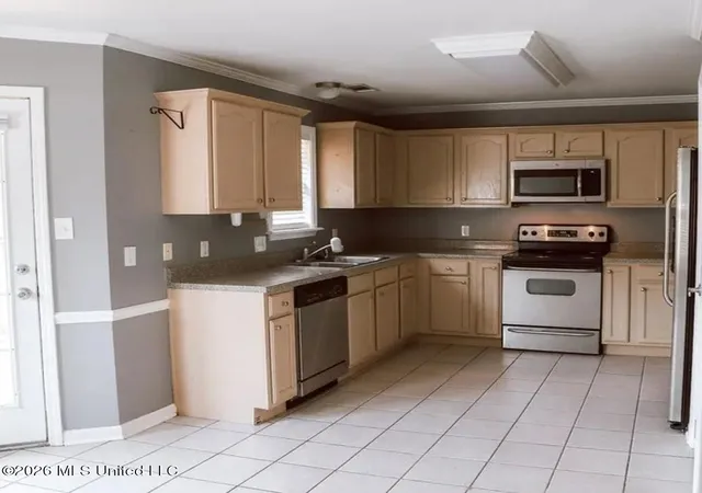 Photo 3 of Single family home for sale at 136 W Garden Ter Dr, Oxford, MS 38655 | MLS# 4161043 | Listing updated on 2026-09-10