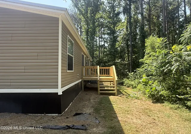 Photo 29 of Manufactured home for sale at 70 Honeysuckle Xing, Sarah, MS 38665 | MLS# 4161049 | Listing updated on 2026-09-01
