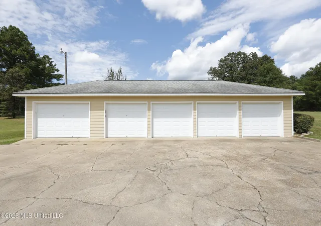 Photo 2 of Single family home for sale at 1057 Cole Thomas Rd, Mc Comb, MS 39648 | MLS# 4161229 | Listing updated on 2026-09-03