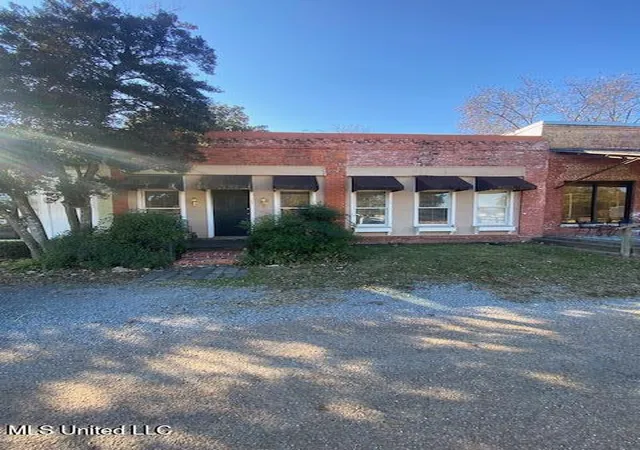 Photo 4 of Single family home for sale at 111 Main St, Lyon, MS 38645 | MLS# 4161081 | Listing updated on 2026-09-01