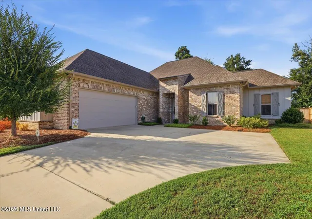 Photo 2 of Sale Pending at 445 Brazos Dr, Brandon, MS 39047 | MLS# 4161462 | Listing updated on 2026-09-09