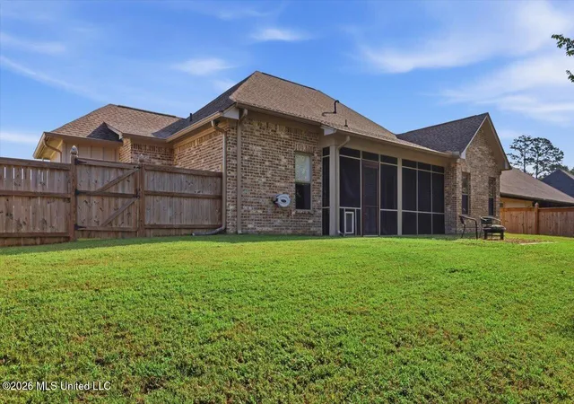 Photo 35 of Sale Pending at 445 Brazos Dr, Brandon, MS 39047 | MLS# 4161462 | Listing updated on 2026-09-09