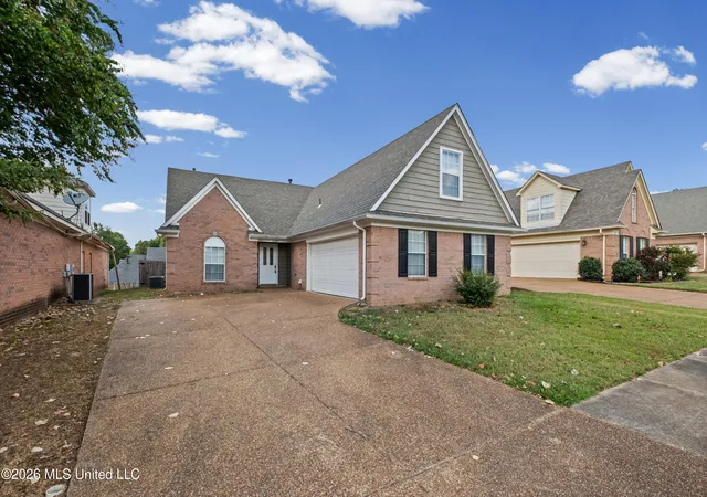 Photo 2 of Single family home for sale at 1130 Warwick Pl, Southaven, MS 38671 | MLS# 4161104 | Listing updated on 2026-09-01