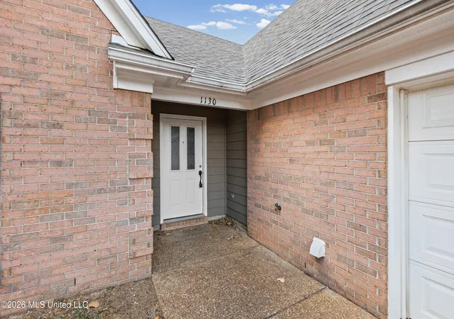 Photo 3 of Single family home for sale at 1130 Warwick Pl, Southaven, MS 38671 | MLS# 4161104 | Listing updated on 2026-09-01