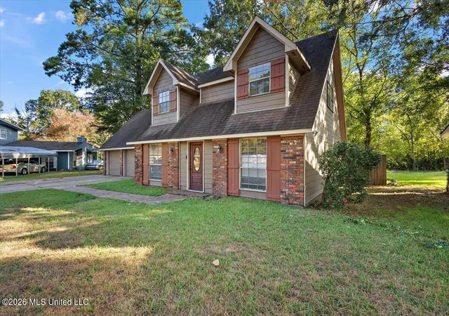 Photo 2 of Single family home for sale at 345 Valley Vista Dr, Jackson, MS 39211 | MLS# 4161127 | Listing updated on 2026-09-14