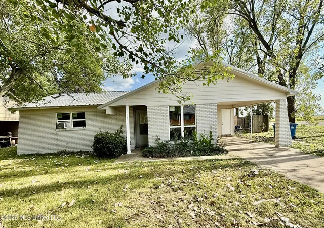 Photo 1 of Single family home for sale at 1332 Brentwood Cvs, Clarksdale, MS 38614 | MLS# 4161109 | Listing updated on 2026-09-11